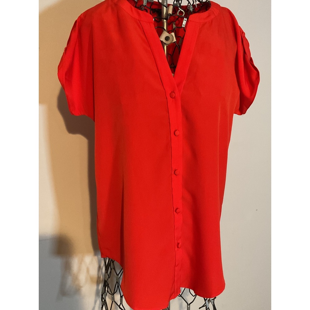 Ann Taylor Petite Red Short Sleeve Button Front‎ Blouse Epaulette Detail XSP